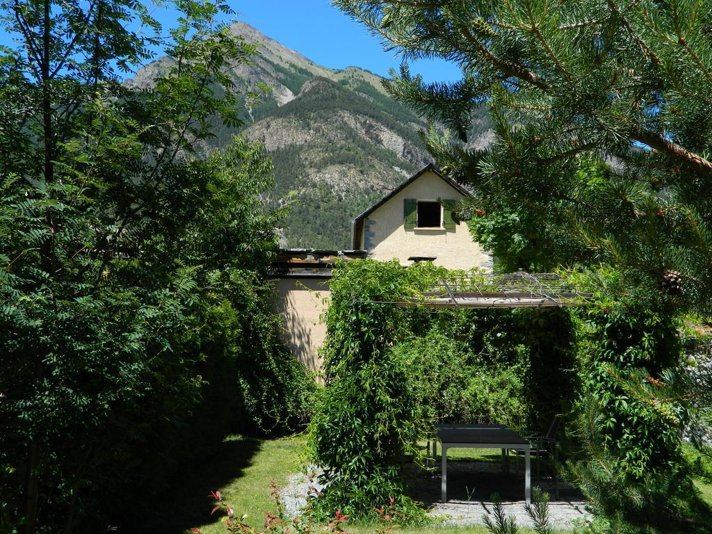 Gites La Mexicaine Jausiers Exterior photo