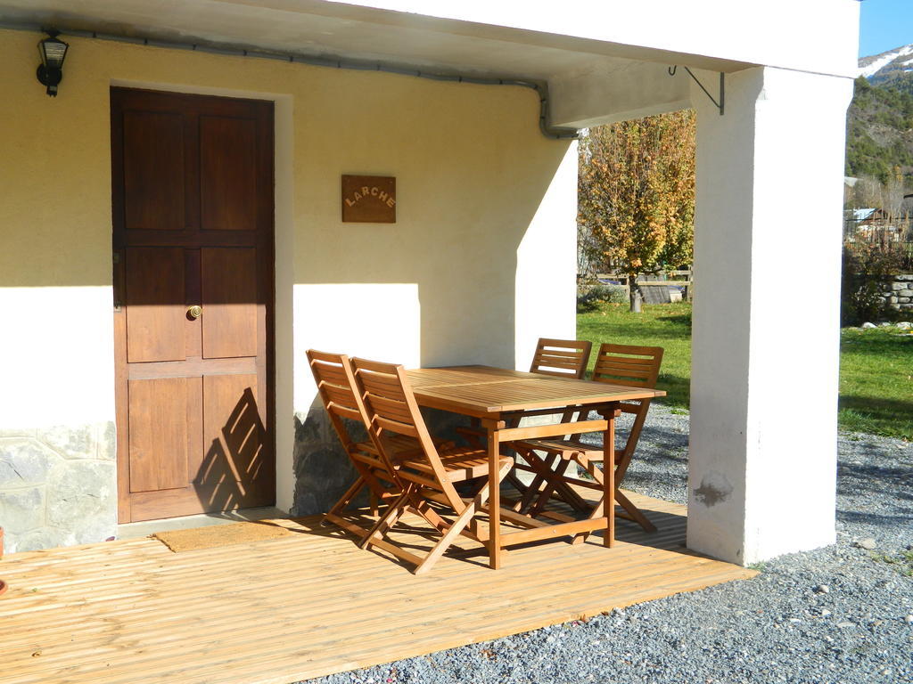 Gites La Mexicaine Jausiers Room photo